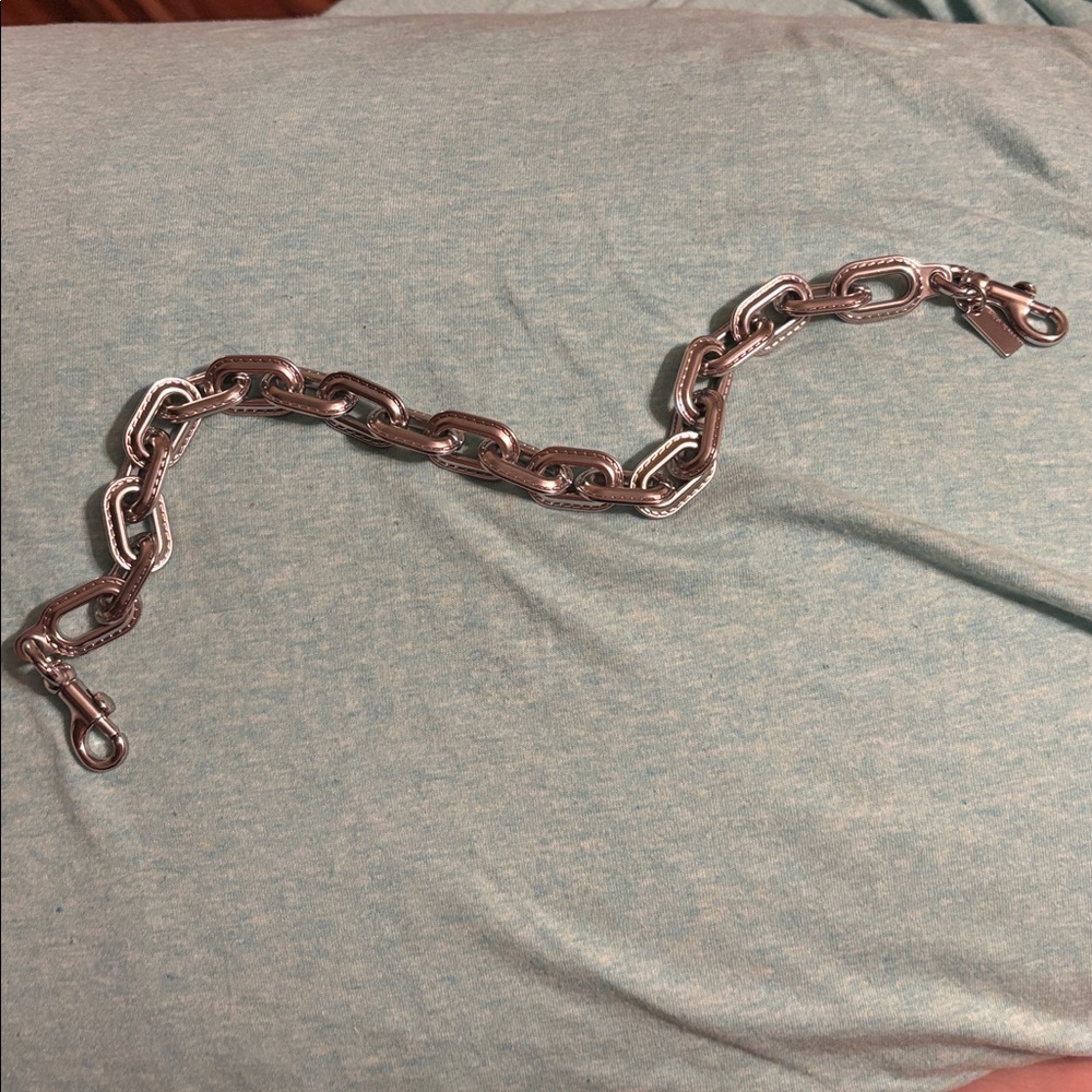 Coach Silver Chain - Picture 2 of 3
